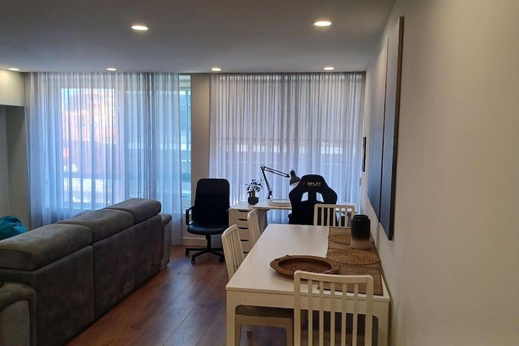 A H - Apartment Oporto Downtown Екстериор снимка